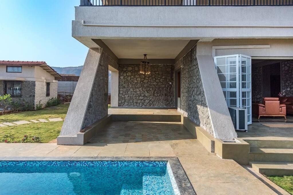 Stone Mansion By Phoenix Stays Igatpuri Eksteriør billede