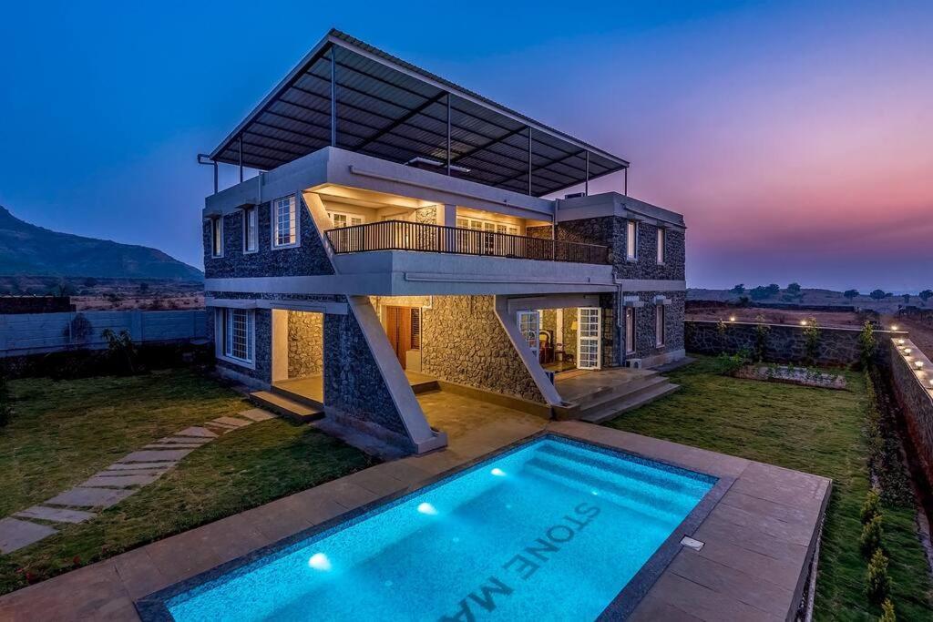 Stone Mansion By Phoenix Stays Igatpuri Eksteriør billede