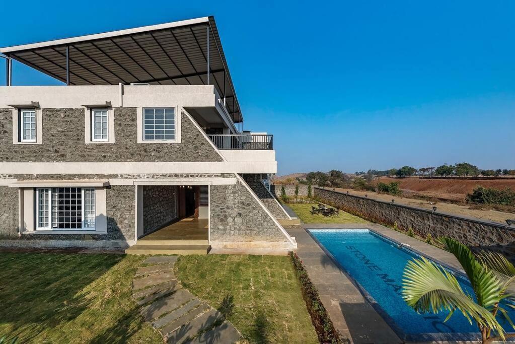 Stone Mansion By Phoenix Stays Igatpuri Eksteriør billede