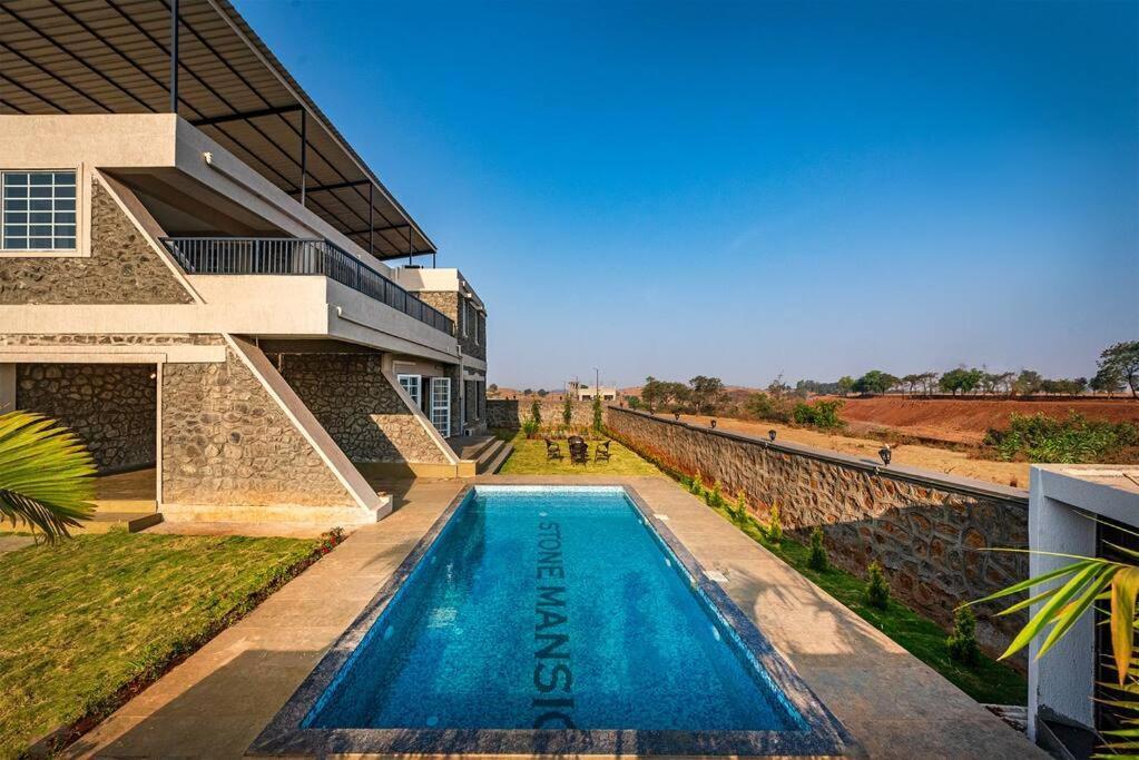 Stone Mansion By Phoenix Stays Igatpuri Eksteriør billede